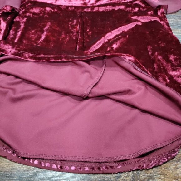 Francesca's Whimsy Boho Floral Velvet Cold Shoulder Tank Top Women's Size XS - Picture 6 of 12